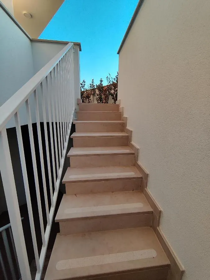 Arima Home - Loft Semi Indipendente In Locazione Bari